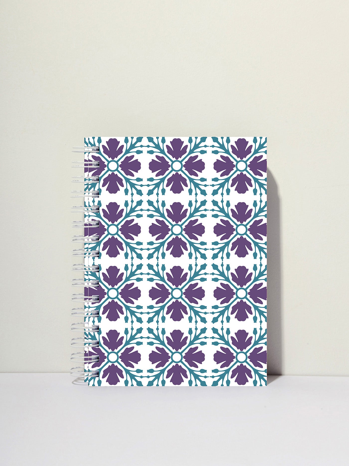 Vjola Spiral Ruled Journal
