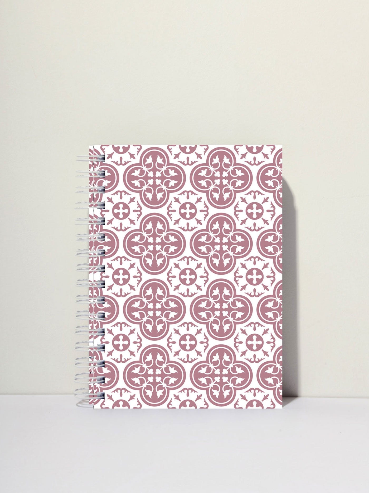 Roża Ċar Spiral Ruled Journal