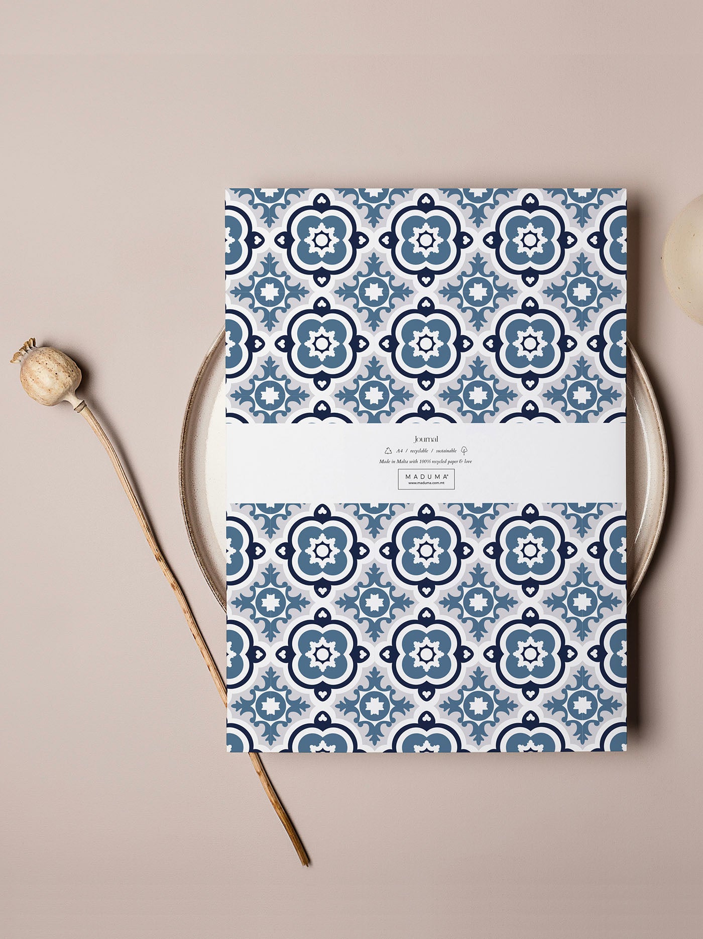 Ċelesti A4 Ruled Journal