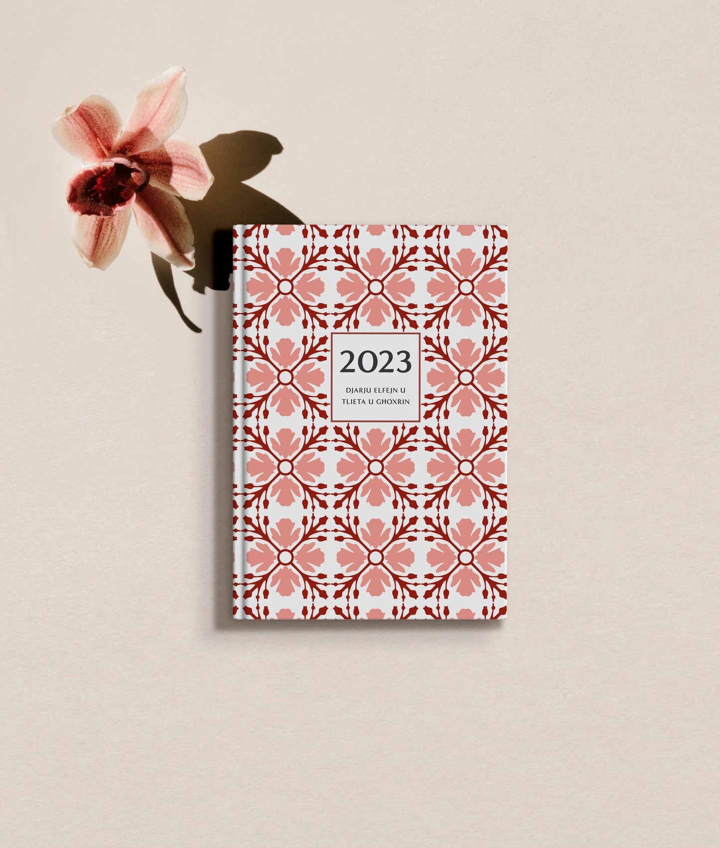 MADUMA® 2023 Hardbound Diary WEEKLY View